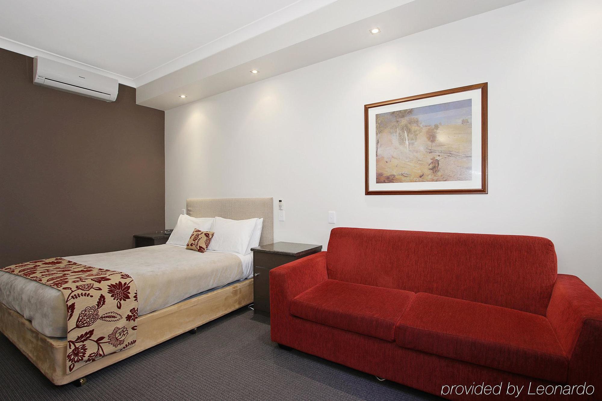 Prince Of Wales Hotel Wagga Wagga Bagian luar foto