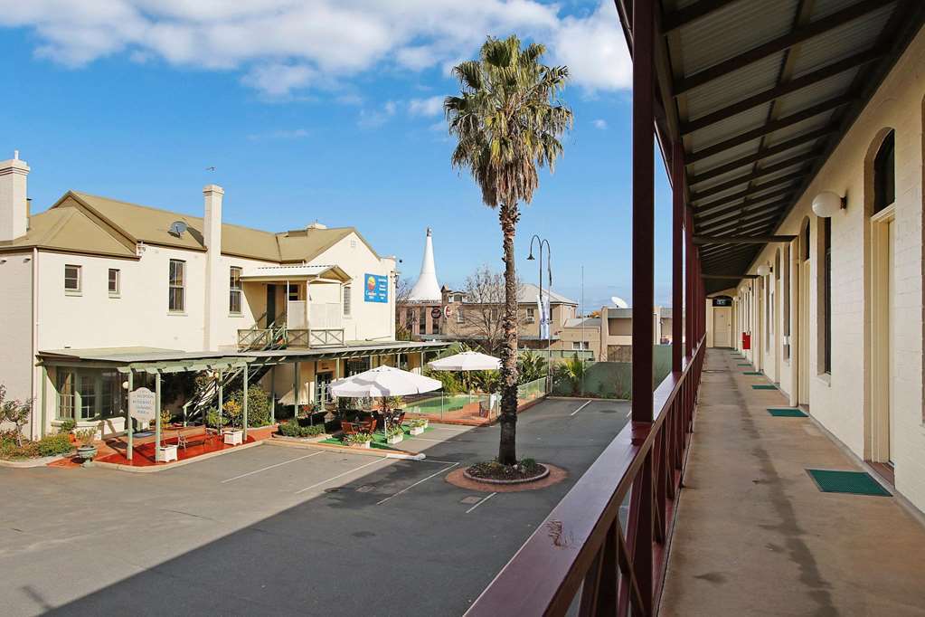 Prince Of Wales Hotel Wagga Wagga Bagian luar foto