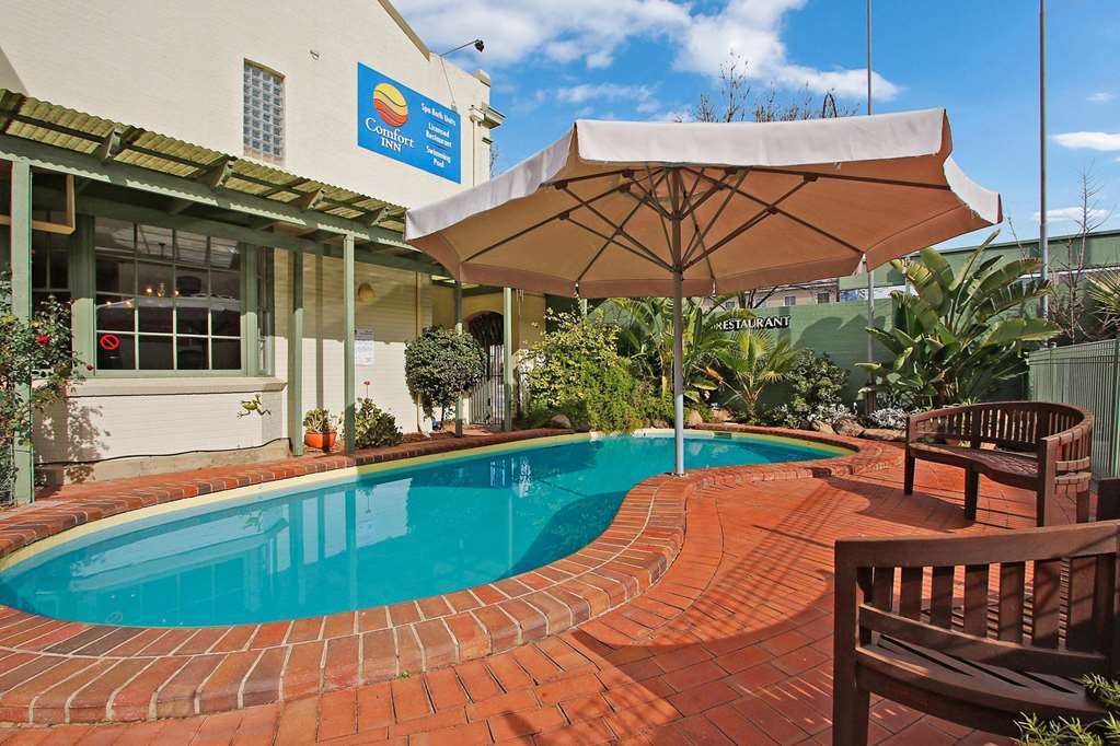 Prince Of Wales Hotel Wagga Wagga Bagian luar foto