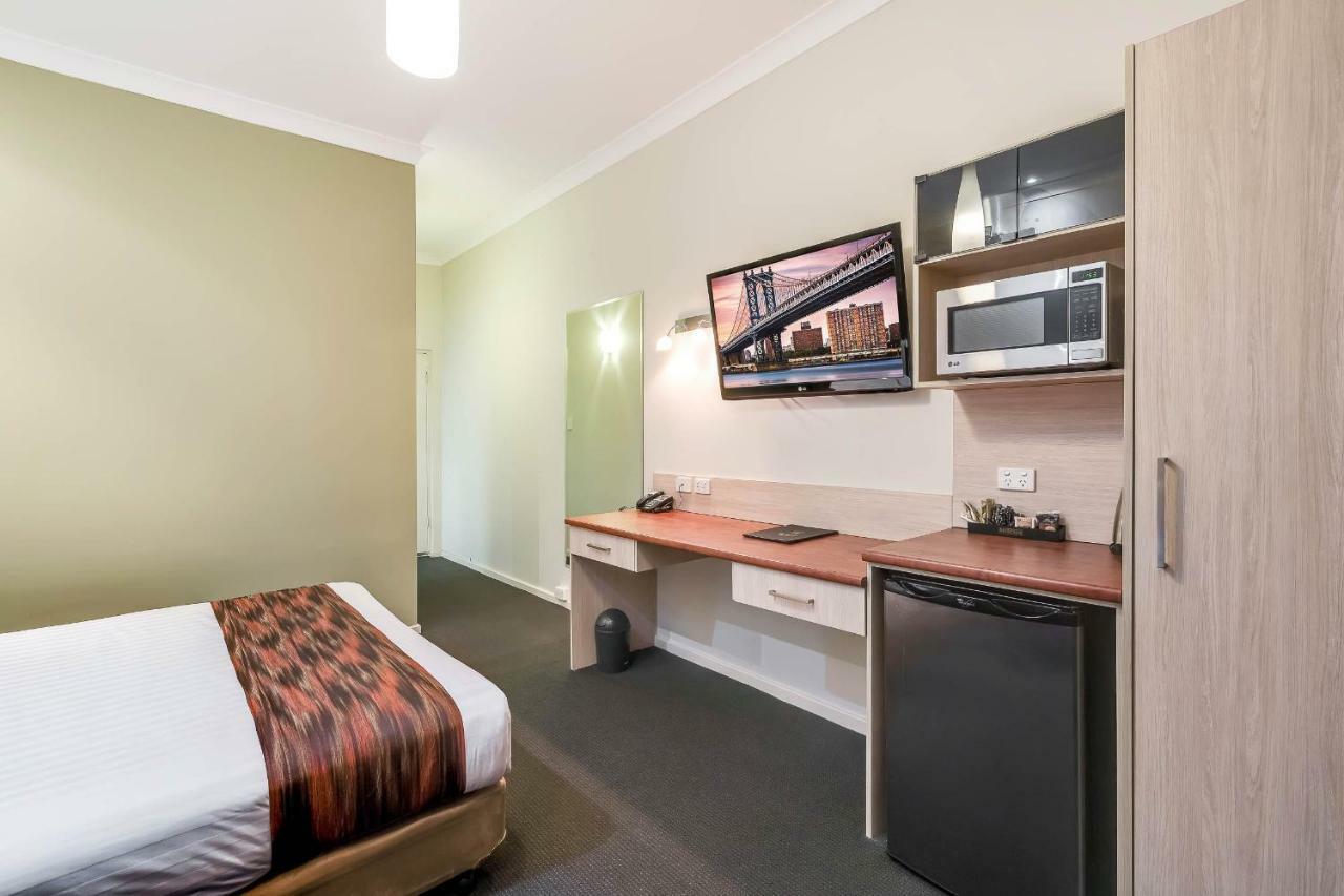 Prince Of Wales Hotel Wagga Wagga Bagian luar foto